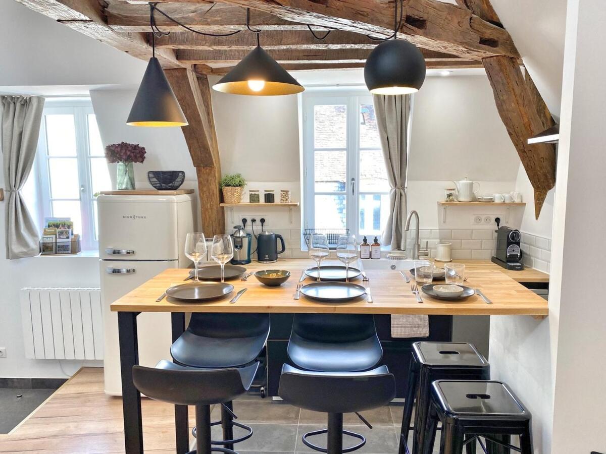 Le Repere Des Sommeliers - Sejour A Auxerre Apartment Luaran gambar