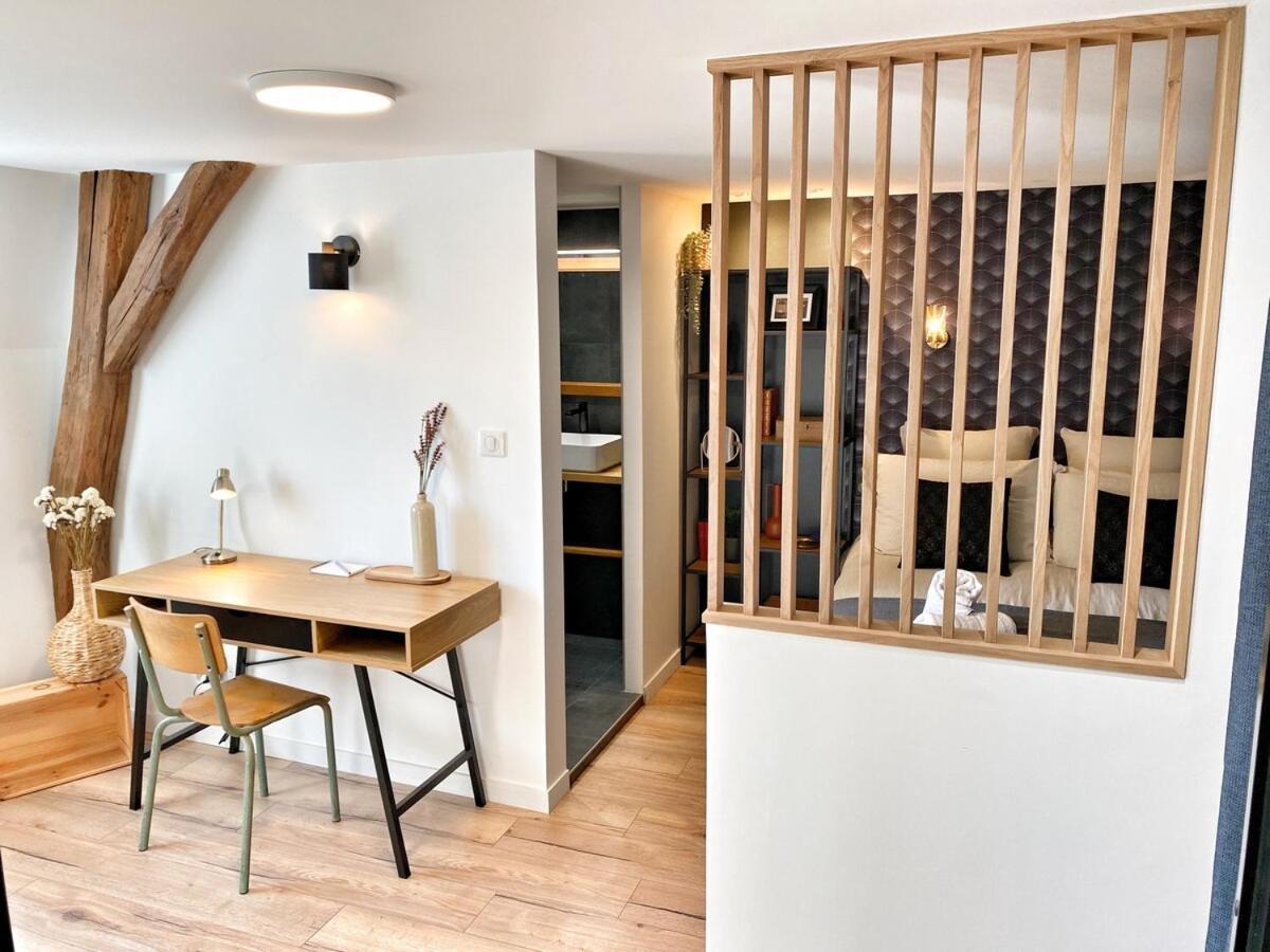 Le Repere Des Sommeliers - Sejour A Auxerre Apartment Luaran gambar